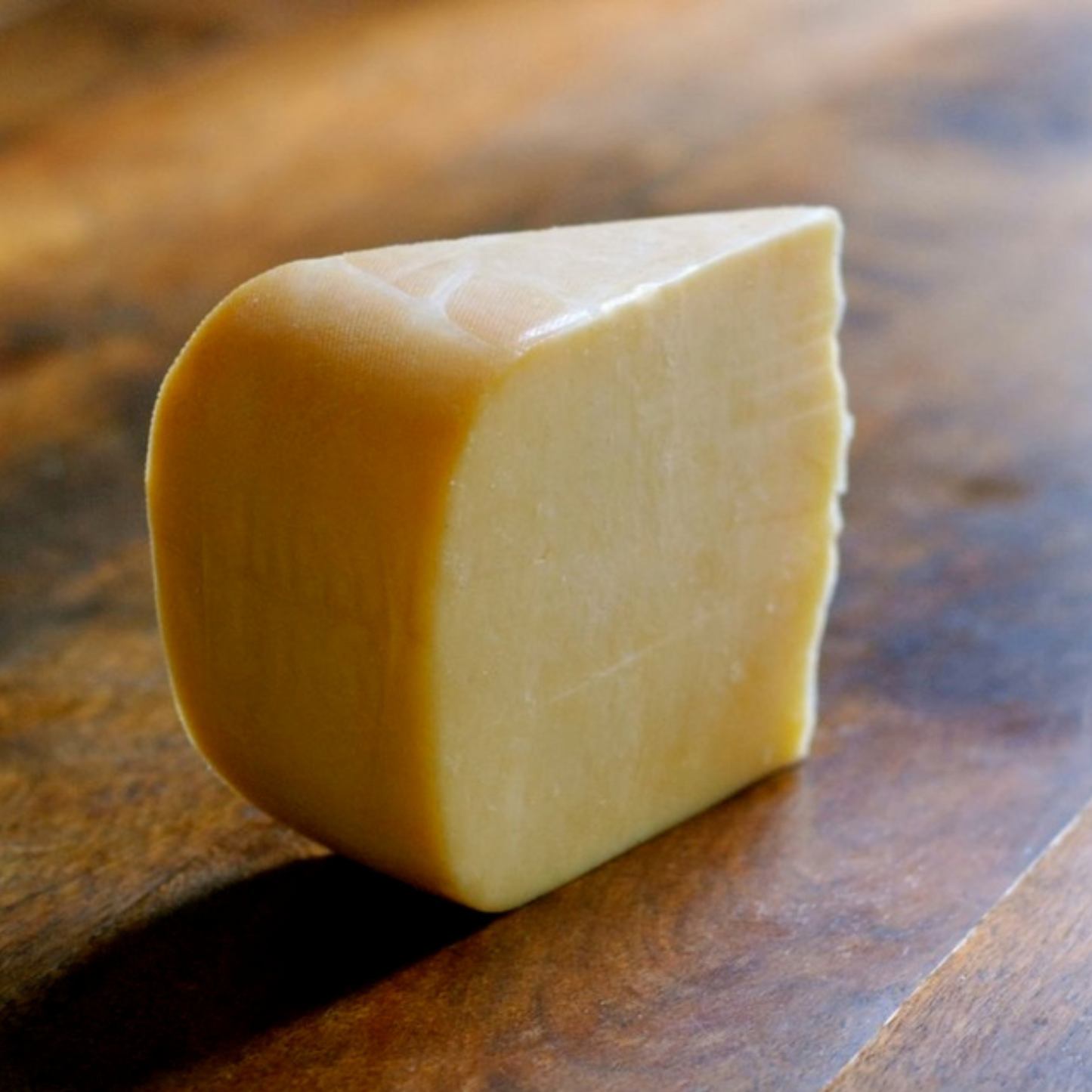 APPLEWOOD SMOKED GOUDA