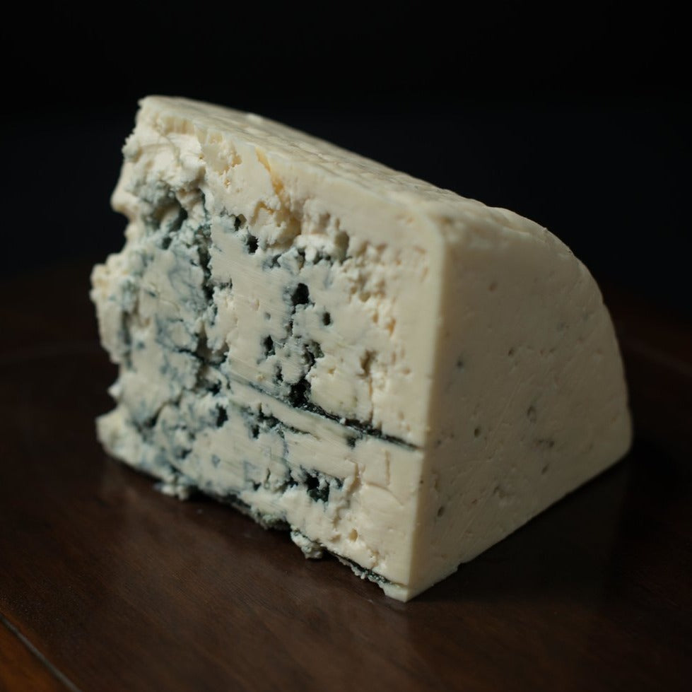 HOUSE AGED BUTTERMILK BLEU